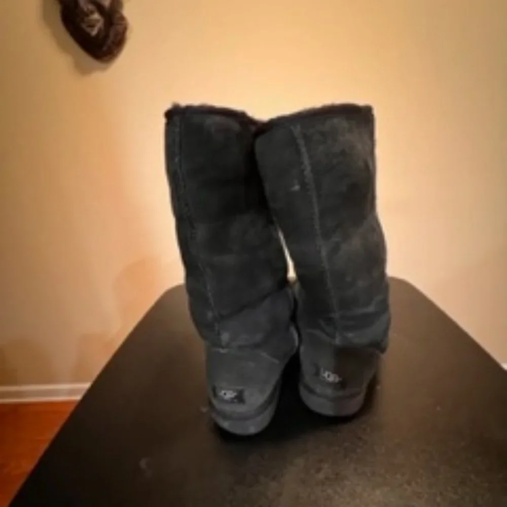Ugg tall black boots size 11